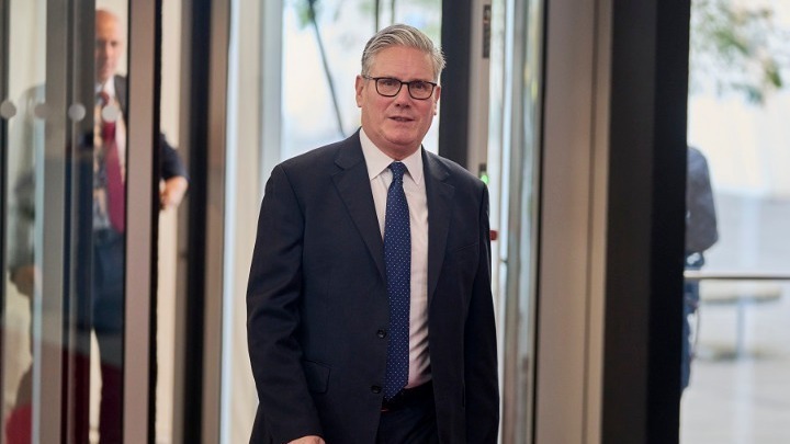 Μέτρα για τη Μείωση της Παιδικής Φτώχειας: Νέα Ανακοίνωση από τον Βρετανό Πρωθυπουργό