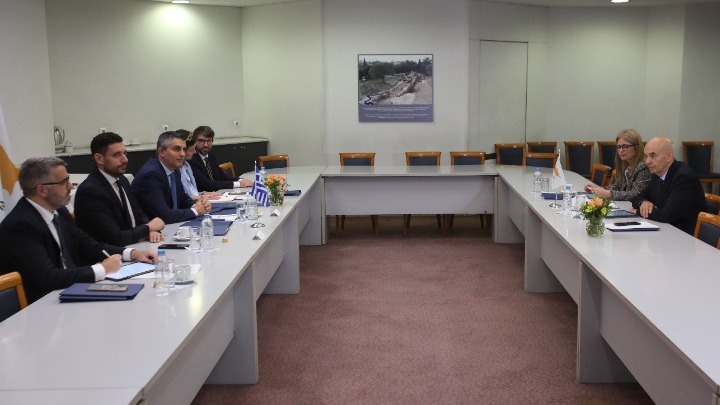 Συνάντηση Υπουργών Μεταφορών Ελλάδας - Κύπρου για Οδική Ασφάλεια και Συνεργασία