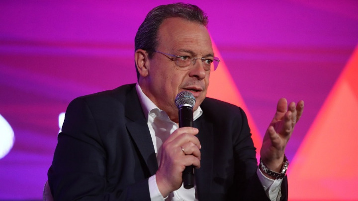 Ο Σωκράτης Φάμελλος αναλύει την ελληνική κοινωνία