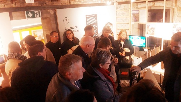 Εκδήλωση στην Ελβετία για τα κρασιά και τις γεύσεις της Σαντορίνης