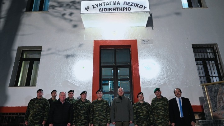 Εντυπωσιακή επίσκεψη του υπουργού Εθνικής 'Αμυνας στη Φλώρινα