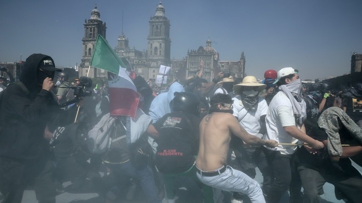 Επεισόδια στο Μεξικό: Αντιδράσεις κατά της εγκληματικότητας και της κυβερνητικής πολιτικής