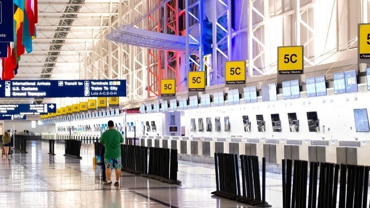 Επίθεση με σπρέι πιπεριού στο αεροδρόμιο Χίθροου: Αναλυτική αναφορά