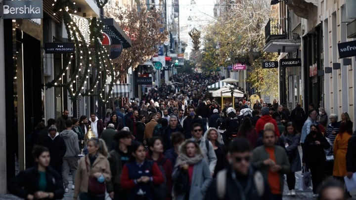 Εμπορικά καταστήματα με εορταστικό ωράριο για τα Χριστούγεννα 2025